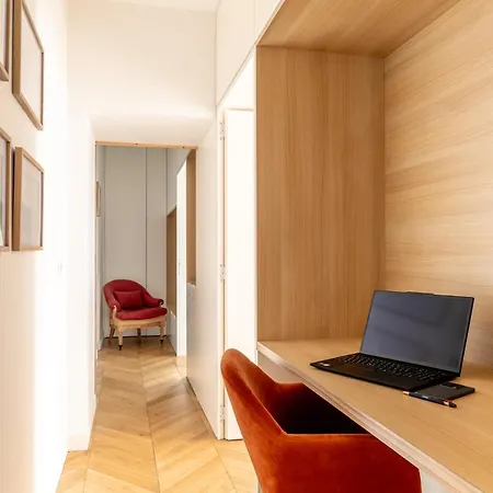 Inedit - Rose Boheme - Proche Place Royale Nantes