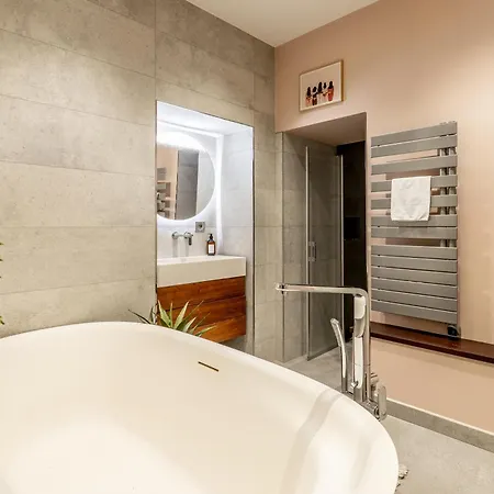 Inedit - Rose Boheme - Proche Place Royale נאנט