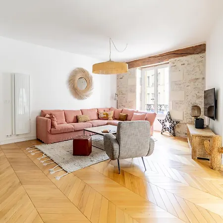 Inedit - Rose Boheme - Proche Place Royale *